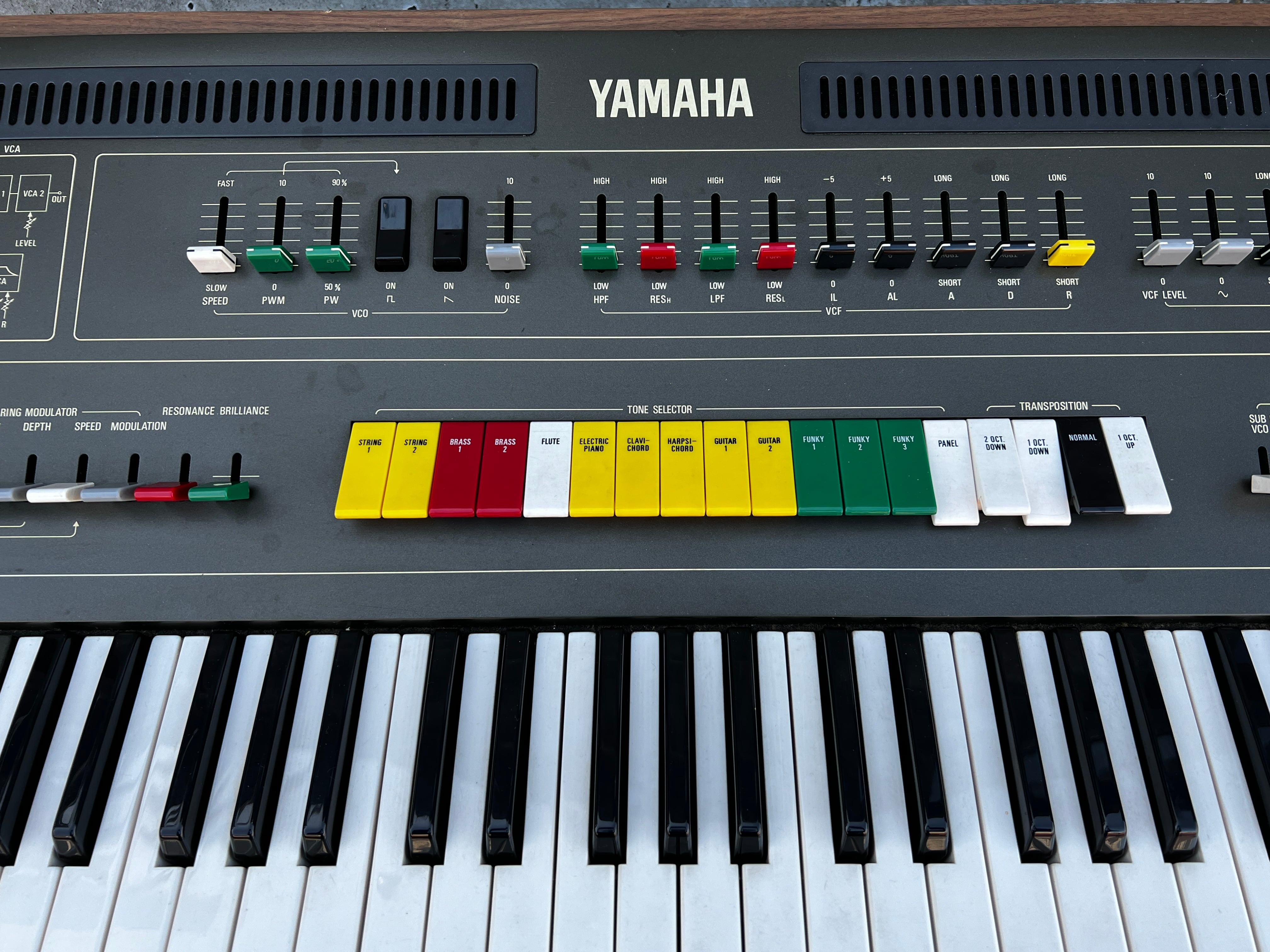 YAMAHA CS-50 Synthesizer S/N1140 | MUSICSHOP BOB