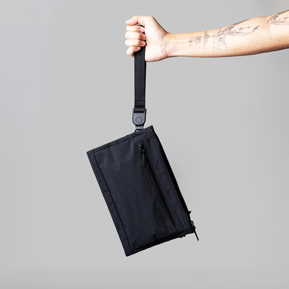 Alpaka Zip Pouch Max V2 - Axoflux Black
